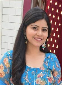 Mahima Thakur 